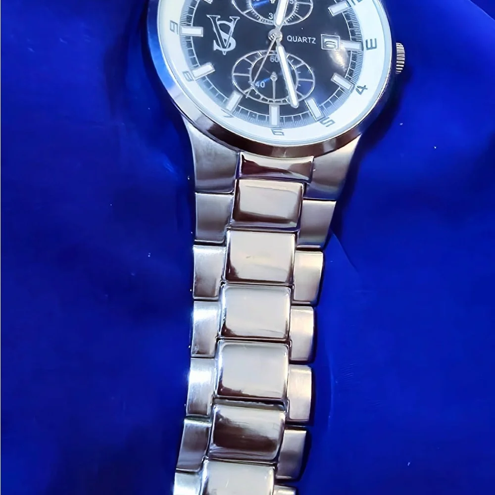 VS Basic Mens Dress Watch Navy Blue Dial New battery fully working
